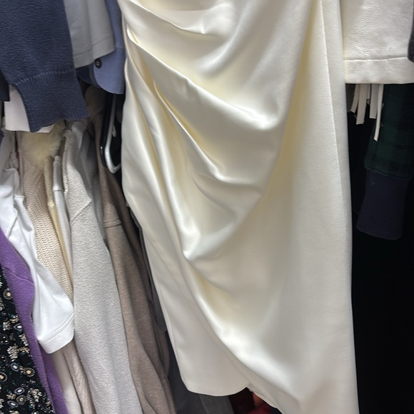 House of CB satin dress - Picture 6 of 7